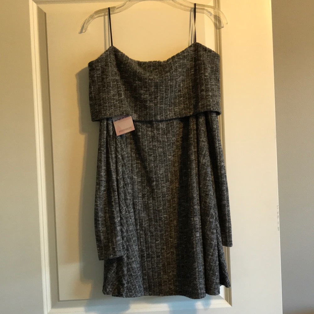 Women’s Medium Dress Up Dress